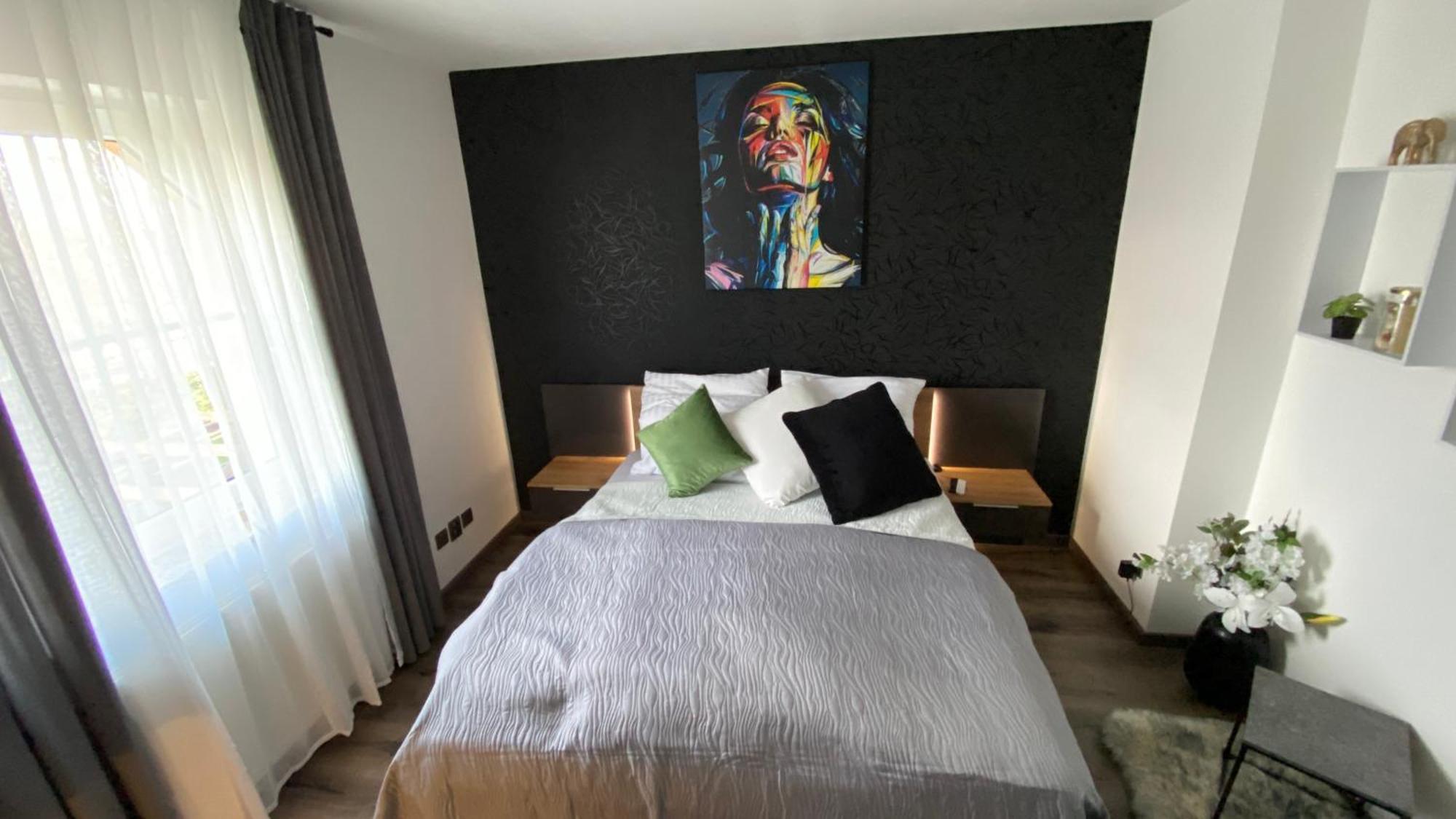 Hotel Restaurace Pyramida Karlowe Wary Zewnętrze zdjęcie
